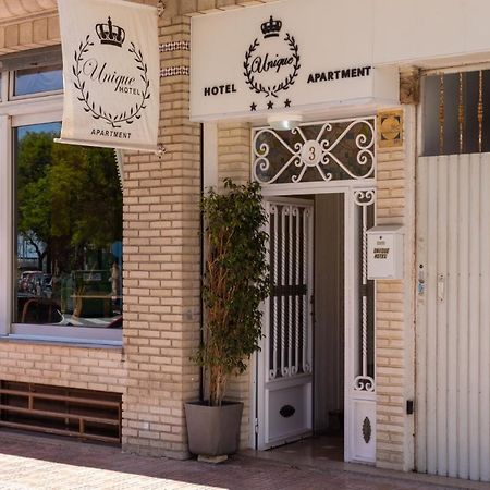 Unique Apartahotel 4-1 Torrevieja Eksteriør billede