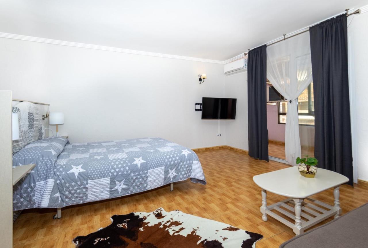 Unique Apartahotel 4-1 Torrevieja Eksteriør billede