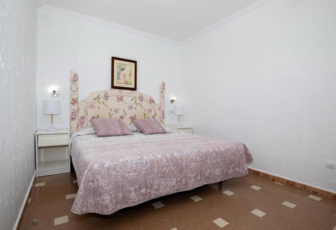 Unique Apartahotel 4-1 Torrevieja Eksteriør billede
